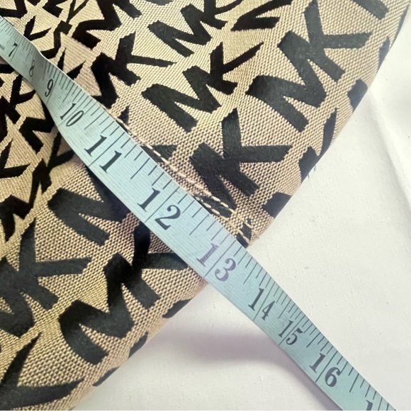 Michael Kors Black and Tan Women's Bag - Picture 5 of 10